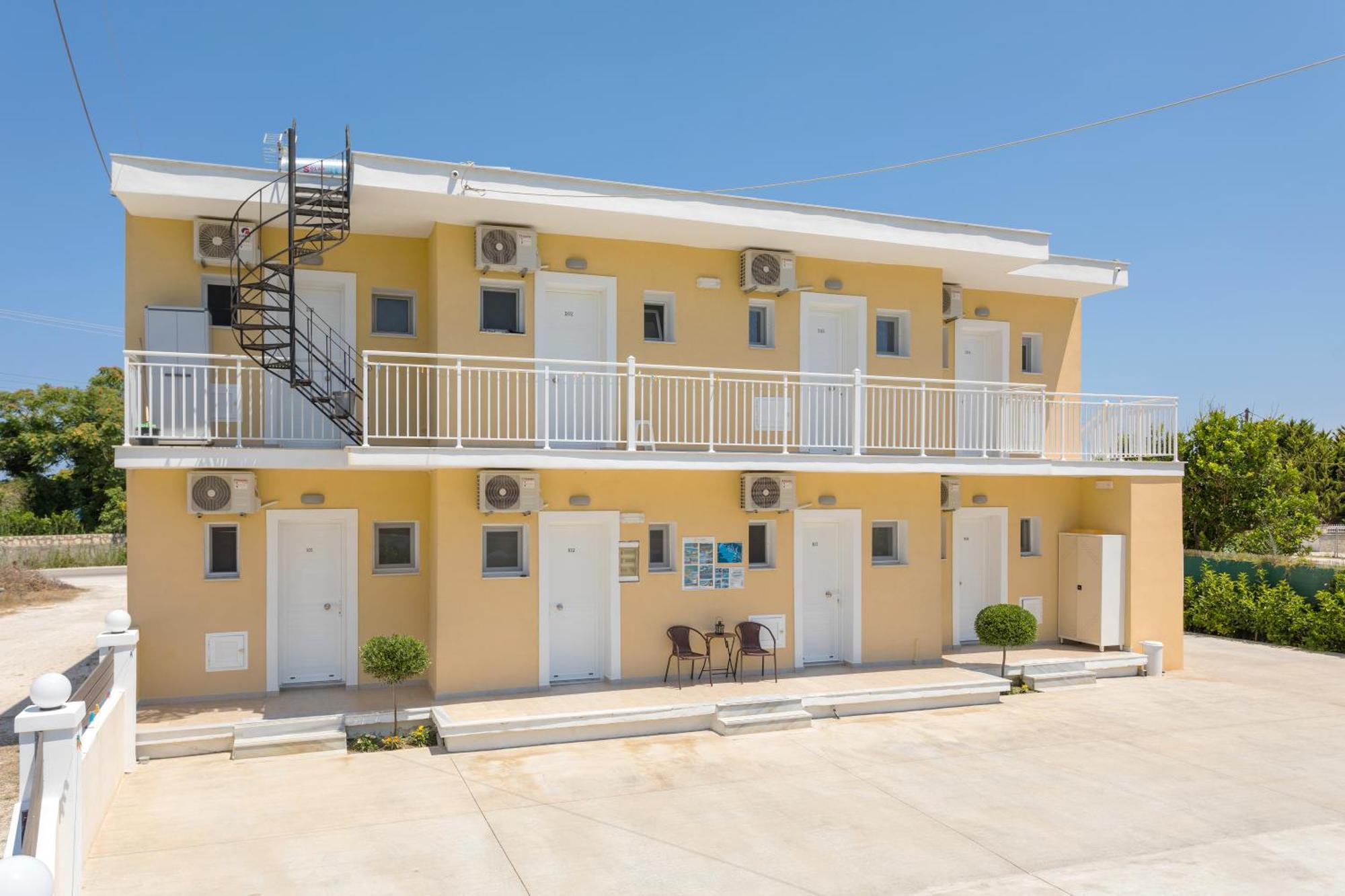 Morfeas Zante Apartments Extérieur photo